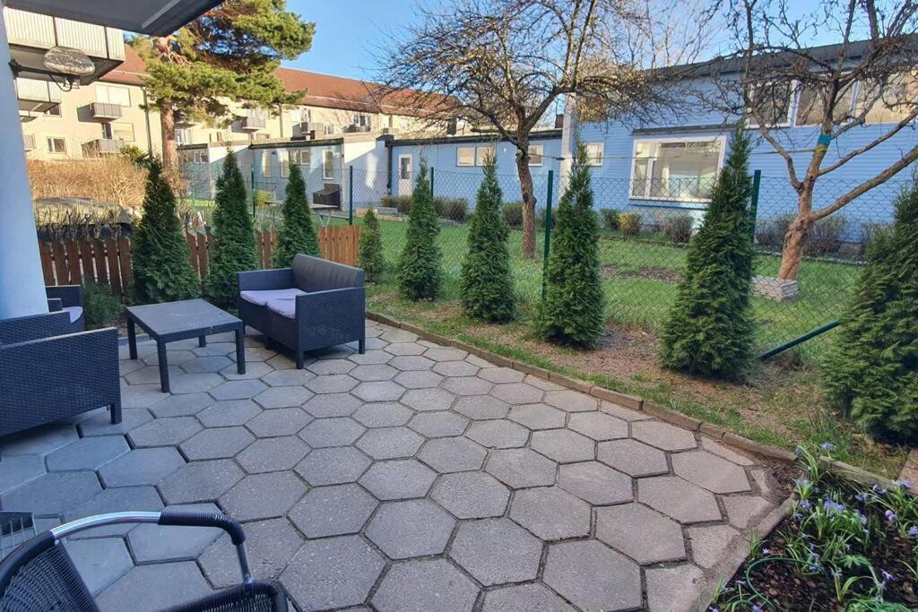 Apartment With Garden Near Metro! Stockholm Ngoại thất bức ảnh
